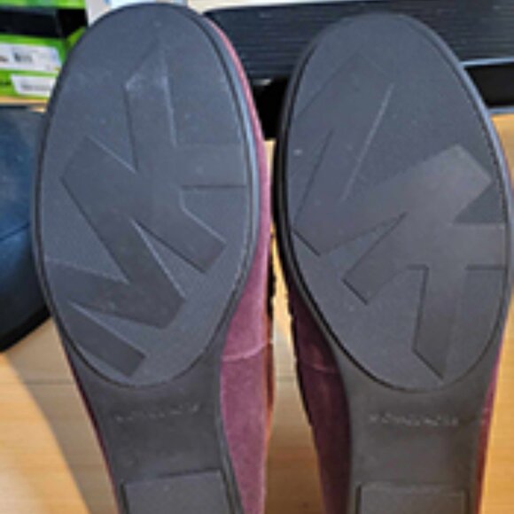 Michael MICHAEL KORS Sutton Moc Bow Moccasins Shoes, Oxblood color in Size 9 - Picture 5 of 8